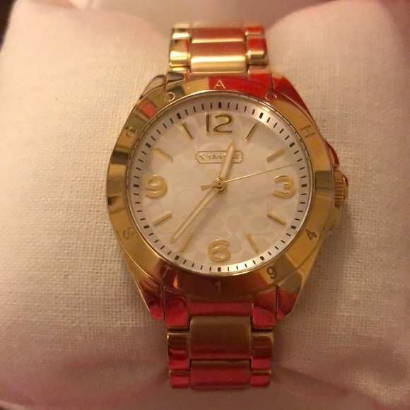 Coach Gold Watch - Picture 2 of 4